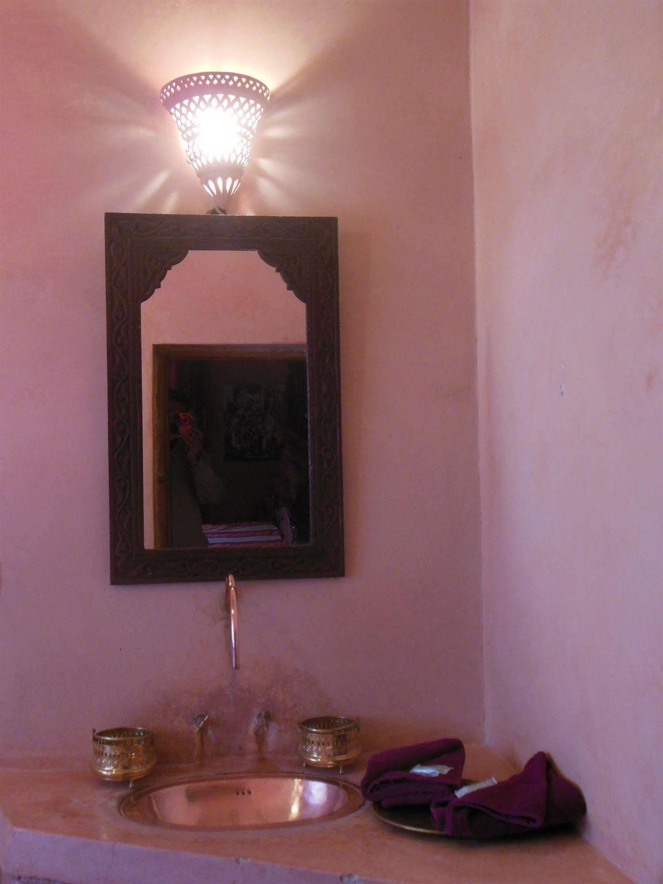 Kasbah Du Peintre Bed & Breakfast Aït Benhaddou Eksteriør bilde