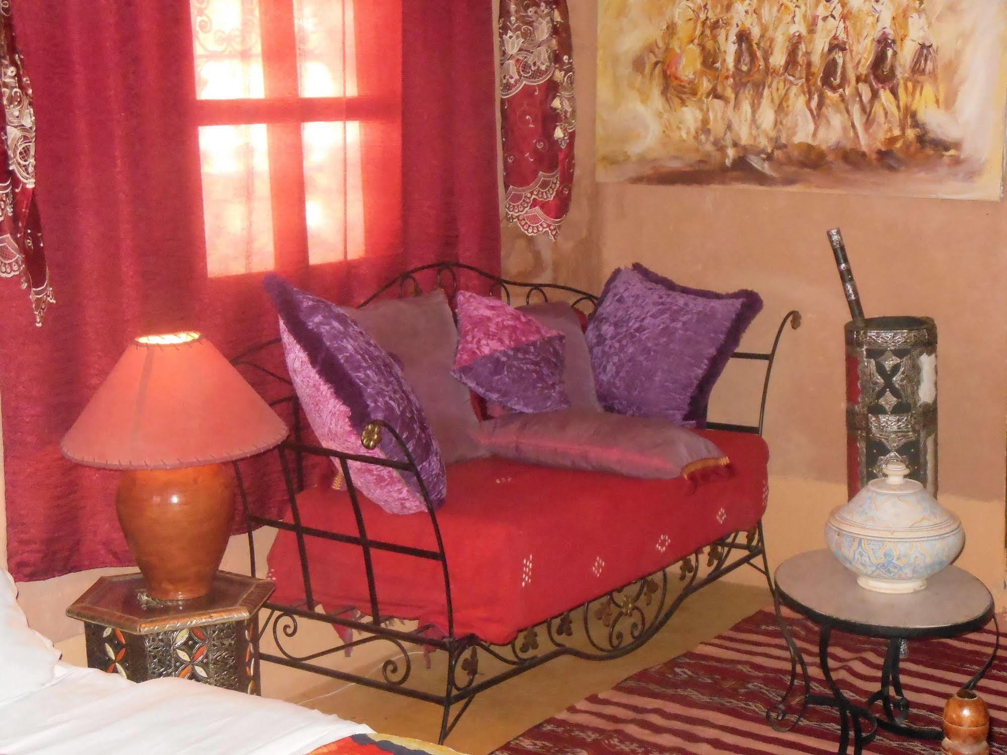 Kasbah Du Peintre Bed & Breakfast Aït Benhaddou Eksteriør bilde