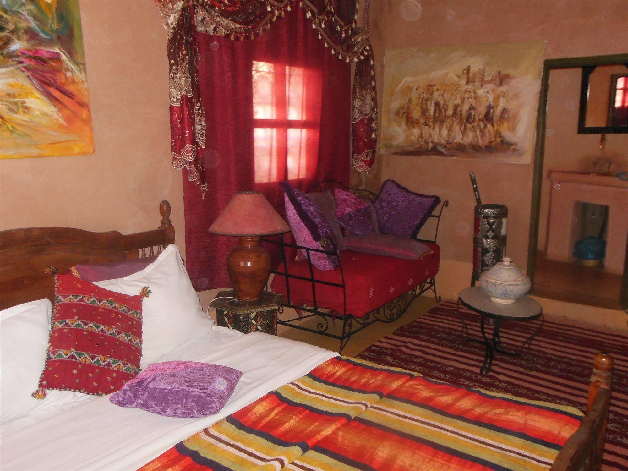 Kasbah Du Peintre Bed & Breakfast Aït Benhaddou Eksteriør bilde