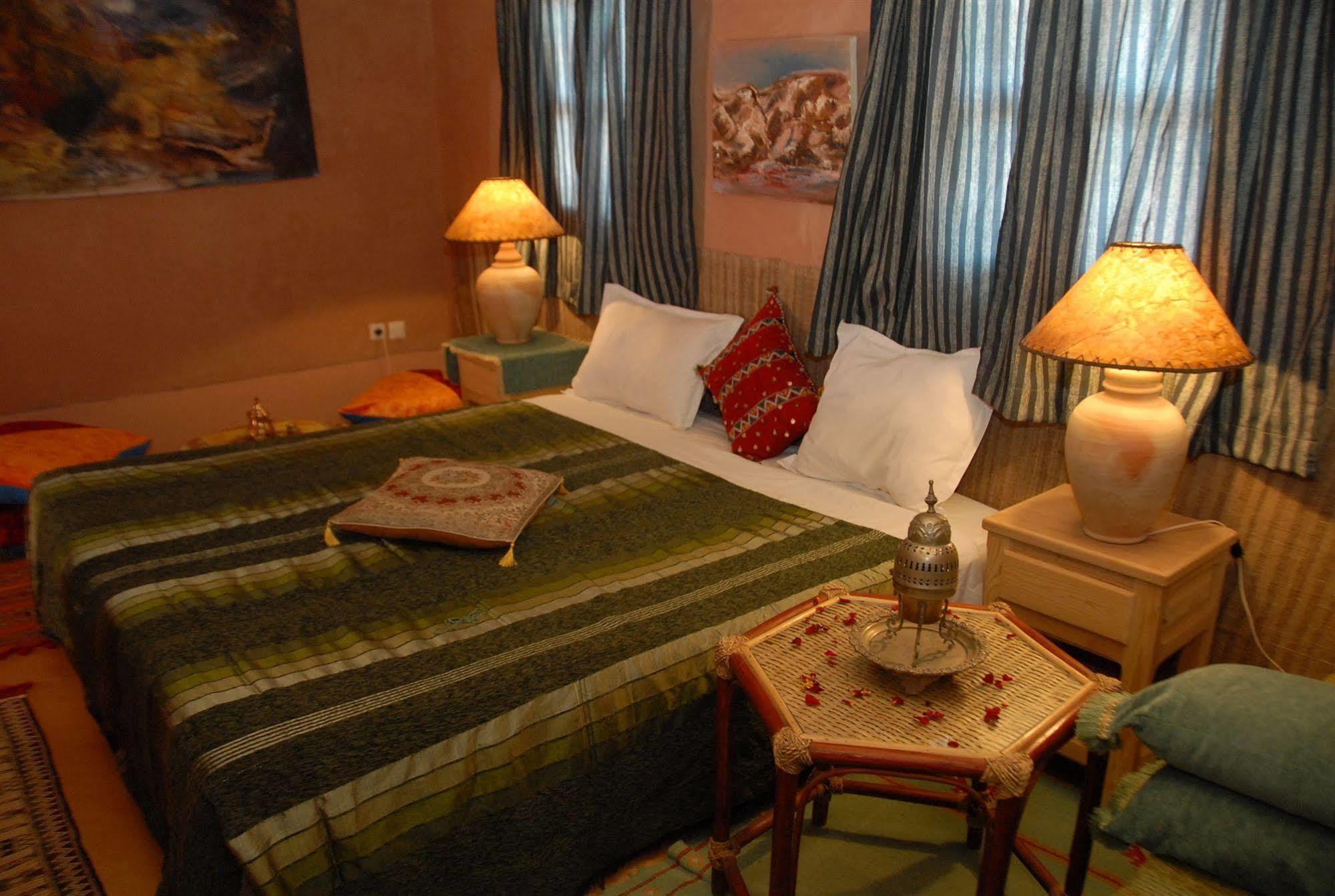 Kasbah Du Peintre Bed & Breakfast Aït Benhaddou Eksteriør bilde